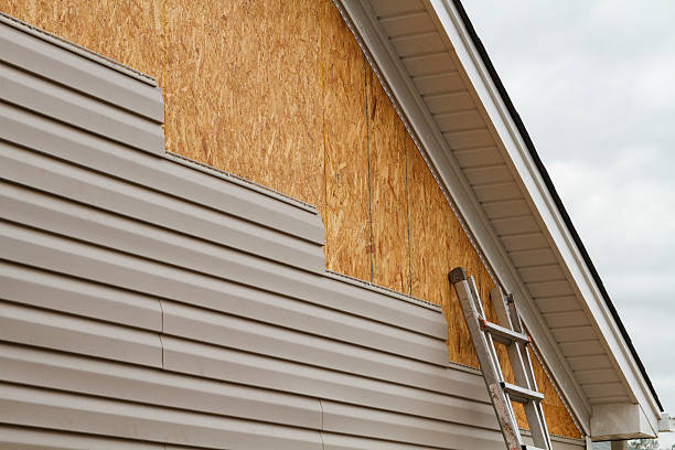 Professional Siding Replacement technician working in Brooklyn, MD